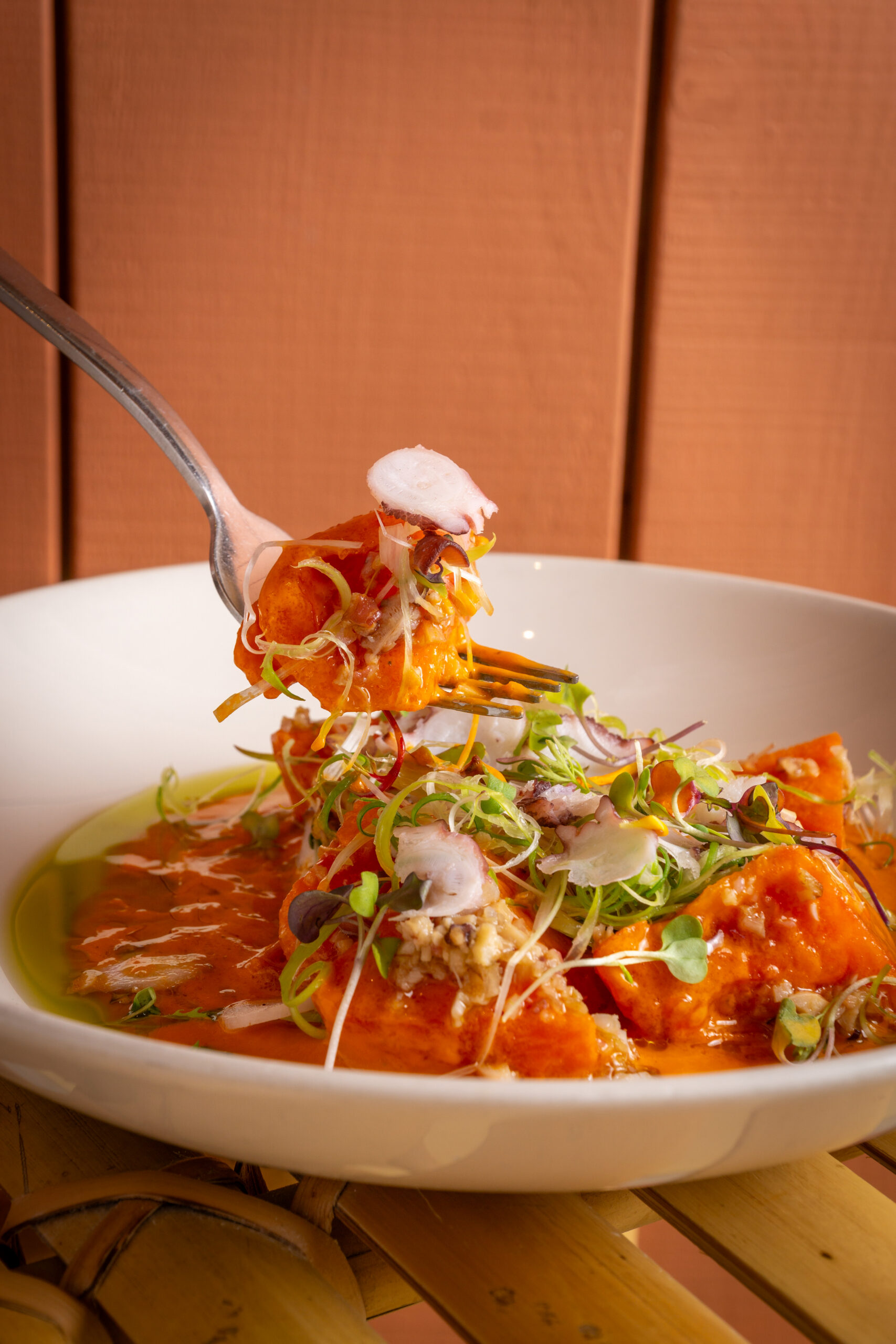 Tomate con Vinagreta de Pulpo